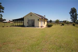Small Holding For Sale in Valley Settlements A H
