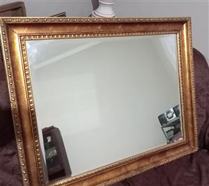 Portraits & mirror