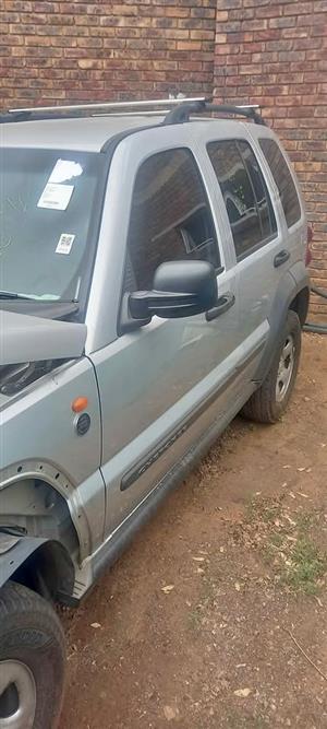 Jeep cherokee 2.8 crd stripping for spares