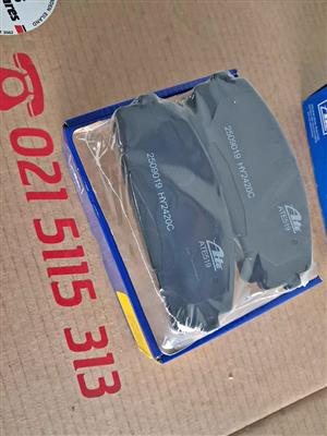Toyota Quantum brake pads