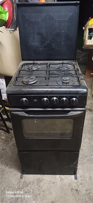 Gas stove for sale, in good condition