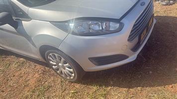 Ford Fiesta 2016 breaking for parts