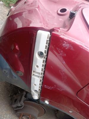 NISSAN JUKE RIGHT REAR BUMPER SLIDE 