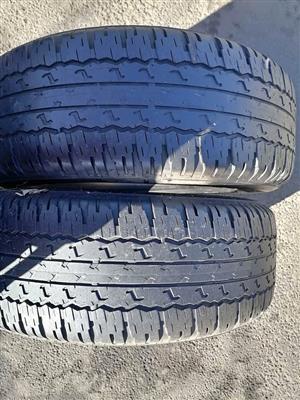 265 65 17 Bridgestone Dueler AT(Used Tyres)