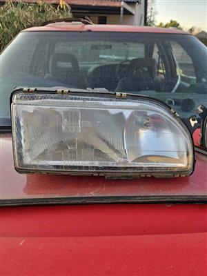 FORD SAPPHIRE/SIERRA HEADLAMPS 