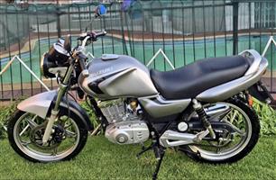 SUZUKI EN 125 CC (AMAZING CONDITION)