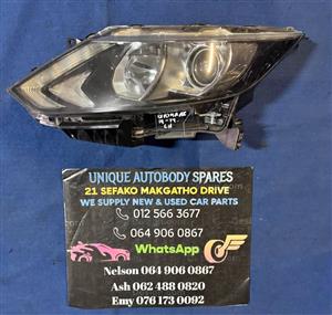 Nissan Qashqai Left Headlight
