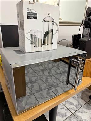 Platinum 20l Microwave with coffee set