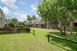 Neat First-Floor Apartment for Sale in Stanton Creek
