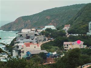 Lock-up-and-go apartment in Herolds bay.