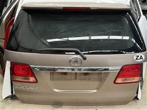 Toyota Fortuner Tailgate 