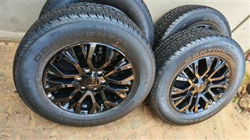 18inch Ford Stormtrack/Thunder original mags with brand new 265/60/18 Continenta