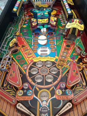 Pinball Machine - Cue Ball Wizard