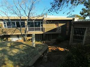 House For Sale in Oakdene