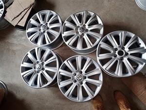 18inch VW Amarok original mag to use for spare wheel 