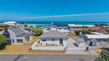 Coastal Character Meets Modern Living in L’Agulhas