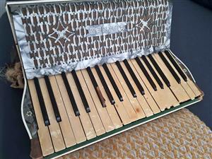 Hohner Tango Accordion – Vintage (Working, Needs TLC)