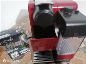 Nespresso Delonghni lattimissa touch coffee machine 