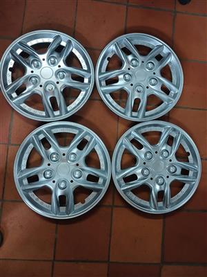 ALL PURPOSE 13 ICH HUCAPS ALL FOUR FOR R500