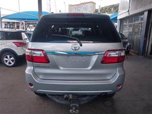 2009 TOYOTA FORTUNER 3.0 ENGINE CAPACITY D4D SUV AUTOMATIC DSG DIESEL SILVER.