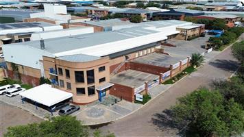 2842m2  Warehouse  - TO LEASE