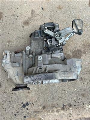 VW Golf 5 BHY 5 speed gearbox For Sale @Circle 7 Used Parts Call or WhatsApp 