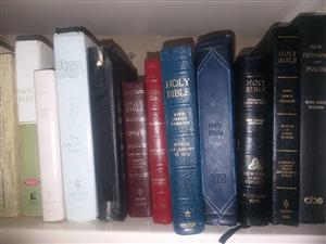 Bibles:nkjv and kjv hardcover or vinyl cover