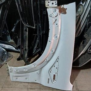 Mahindra scorpio fender