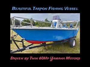 PRICE DROP - Beautiful Tarpon Monohull with Twin 60Hp Yamaha Motors