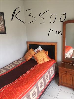 Upmarket single bedroom to rent immediately! Price reduced.