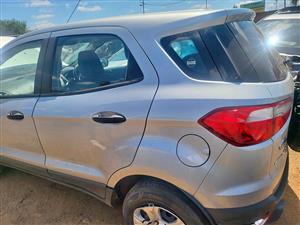 Ford ecosport 1.5 stripping for spares.