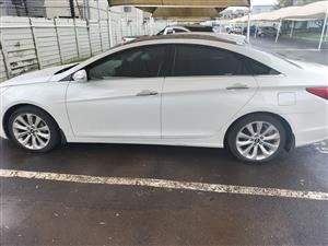 Hyundai Sonata Executive 2.4 
