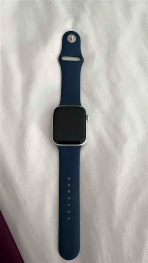 Apple watch series SE 44mm