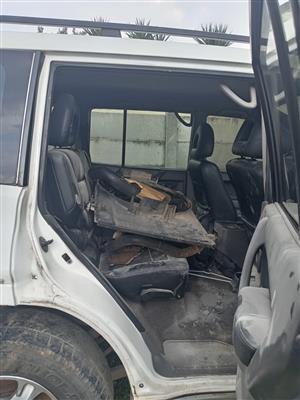 Mitsubishi Pajero 4m41 3.2 Automatic, stripping for spares