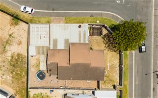 Charming 3-bedroom house for sale in Summerville, perfect for families and investors alike