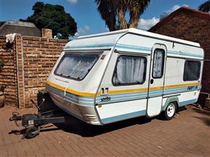 Sprite Swift 2 Karavaan met tente te koop R35000 Pretoria Noord