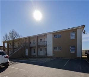 Stunning 3 Bedroom Apartment For Sale In Blue Downs