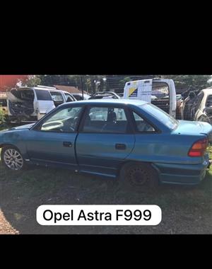 Stripping for spares Opel Astra F999( whole car going for 4k)