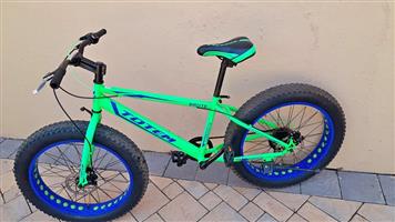 Totem brute fat tires 24"inch for sell excellent condition 