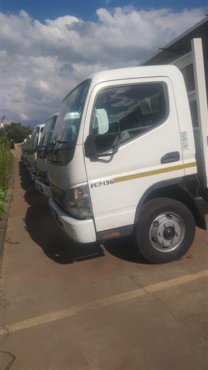 Fuso canter truck at an excellent condition for sale at a cheap price