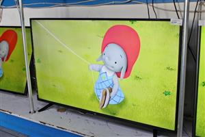 JVC 50INCH SMART LED WITH LEGS AND REMOTE S066975A