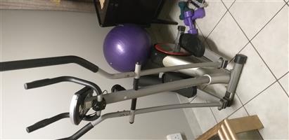 HOME STANDING EXERCISE MACHINE