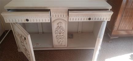 Bedroom set