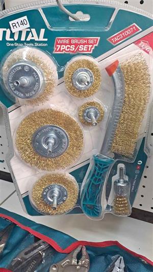 Brand New Total Tools 7 piece wire brush set