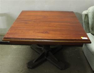 MAROON DINNING TABLE (S066105A) 