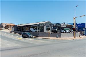 Vehicle showroom for sale with awesome exposure on Saldanha Road in Vredenburg
