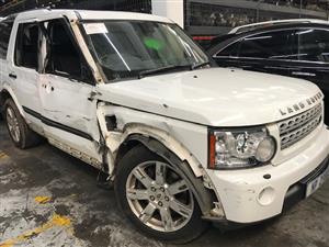 Stripping this vehicle Land rover discovery 4 5.0 petrol
