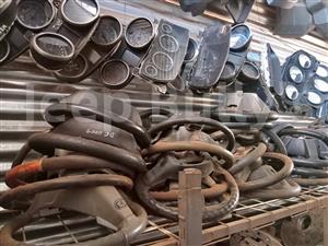 Clusters & Steering Wheels From Stripped Vehicles