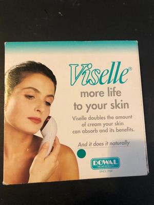 Viselle Rechargeable Infrared Face massager - NEW and UNUSED