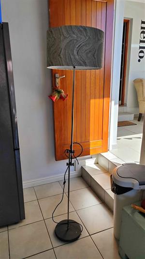 Floor lamp